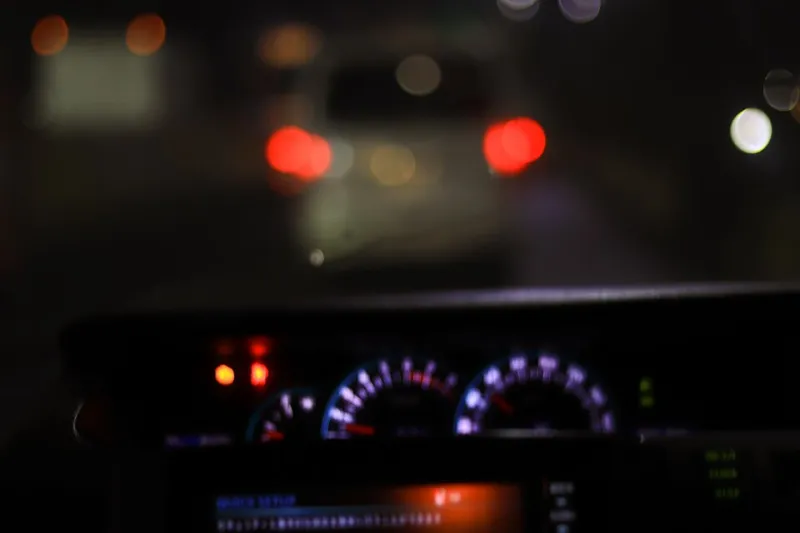 After Dark: The Photographer's Guide to Luminous Bokeh in Low-Light Conditions